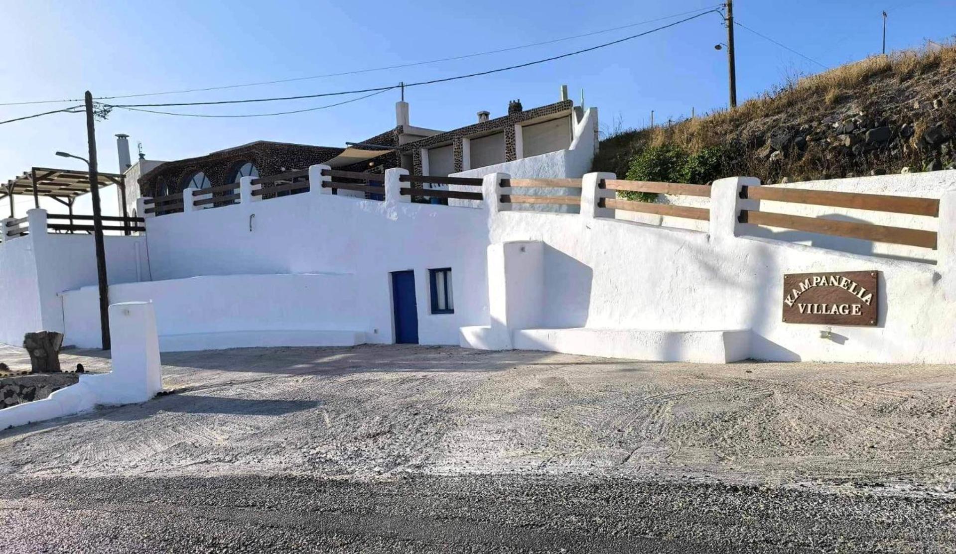 Kampanelia Village Suites Fira  Exterior foto